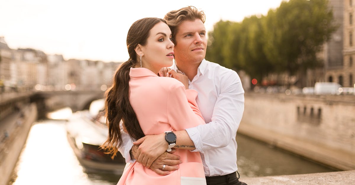 découvrez la beauté et l'histoire de la seine, ce fleuve emblématique qui traverse paris et regorge de trésors culturels. plongez dans ses paysages enchanteurs, ses monuments célèbres et ses activités variées au fil de l'eau.