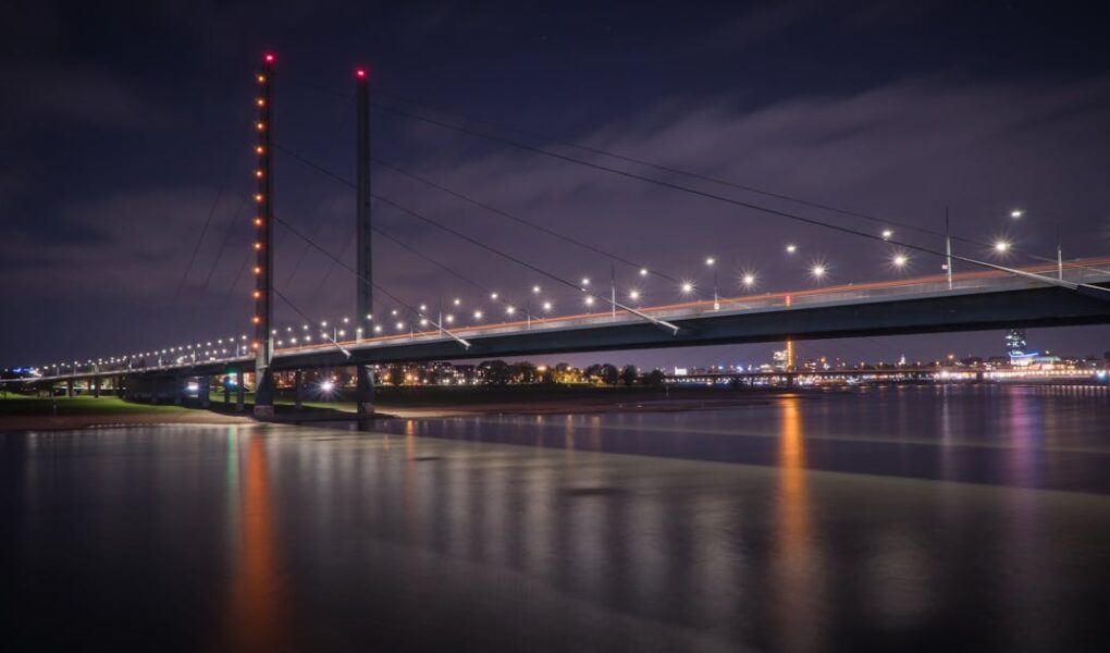 découvrez l'univers fascinant des ponts, symboles d'ingénierie et d'architecture. explorez leur histoire, leur conception et les différentes structures qui relient les rives, unissant les paysages et les cultures.