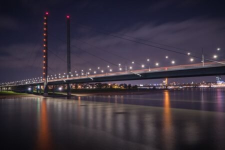 découvrez l'univers fascinant des ponts, symboles d'ingénierie et d'architecture. explorez leur histoire, leur conception et les différentes structures qui relient les rives, unissant les paysages et les cultures.