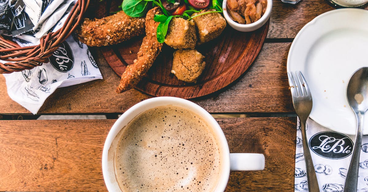 découvrez le plaisir d'un brunch gourmand, alliant mets sucrés et salés, idéal pour un moment convivial entre amis ou en famille. savourez des recettes variées et créatives, dans une ambiance chaleureuse et décontractée.