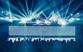 découvrez des concerts inoubliables avec des artistes renommés et émergents. vivez des expériences musicales uniques dans des lieux enchanteurs, des festivals vibrants aux scènes locales. réservez vos billets dès maintenant et plongez dans l'univers de la musique en direct.