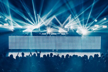 découvrez des concerts inoubliables avec des artistes renommés et émergents. vivez des expériences musicales uniques dans des lieux enchanteurs, des festivals vibrants aux scènes locales. réservez vos billets dès maintenant et plongez dans l'univers de la musique en direct.