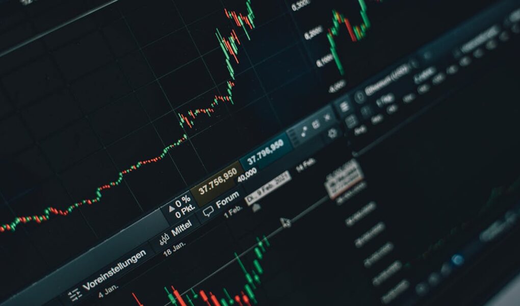 découvrez les indicateurs économiques essentiels qui influencent la santé d'une économie. analysez les tendances, les statistiques clés et les prévisions pour mieux comprendre les dynamiques économiques et prendre des décisions informées.
