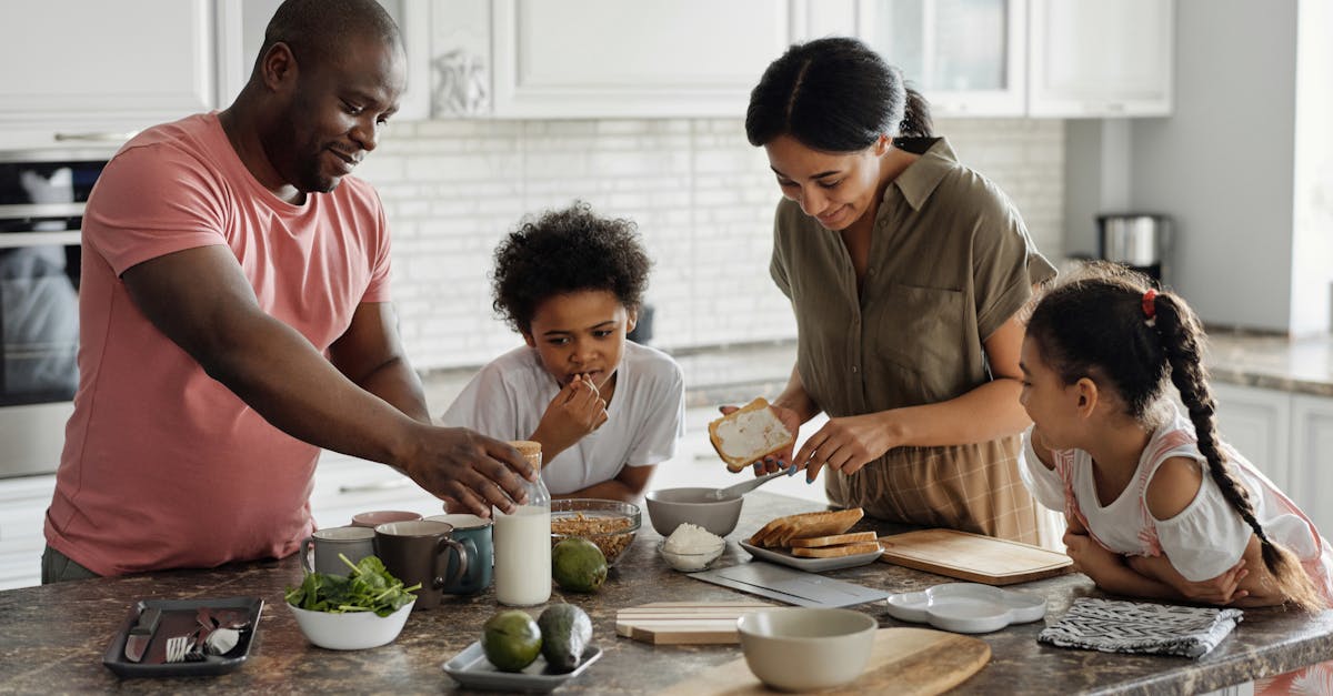 découvrez l'importance des liens familiaux, le soutien inconditionnel et les moments inoubliables partagés au sein de votre famille. explorez des conseils pour renforcer ces relations et célébrer l'amour familial.