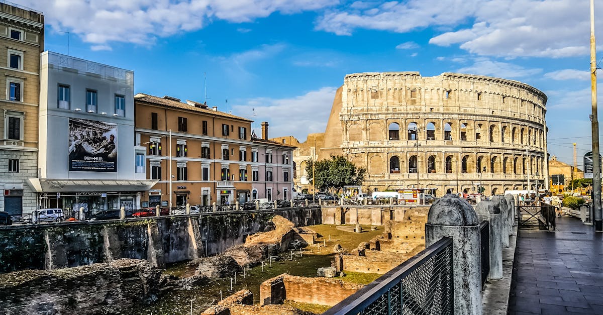découvrez l'histoire fascinante derrière les monuments emblématiques. explorez leur architecture, leur signification culturelle et les légendes qui les entourent. idéal pour les passionnés d'histoire et les amateurs de voyages.