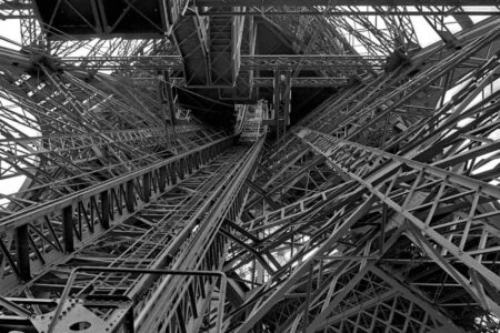 découvrez les meilleurs points de vue à paris, où la beauté de la ville se révèle sous des angles uniques. explorez des panoramas époustouflants et des lieux emblématiques offrant une vue imprenable sur la tour eiffel, le sacré-cœur et bien plus encore. plongez dans l'essence de paris à travers ses paysages inoubliables.