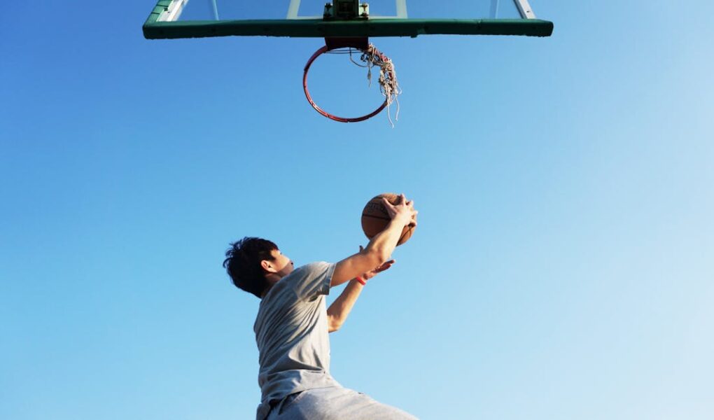 découvrez l'univers des sports avec des articles et des news sur les dernières tendances, les événements à venir, les performances des athlètes et des conseils pour améliorer vos compétences sportives. que vous soyez un passionné ou un novice, trouvez ici tout ce qu'il vous faut pour vibrer au rythme du sport.