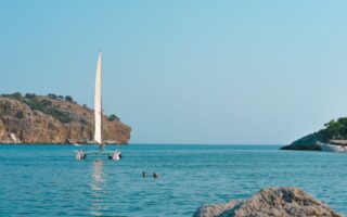 découvrez l'univers fascinant de la natation avec notre guide complet sur les nageurs. explorez les techniques, les entraînements, les plus grands champions et tout ce qu'il faut savoir pour exceller dans ce sport aquatique passionnant.