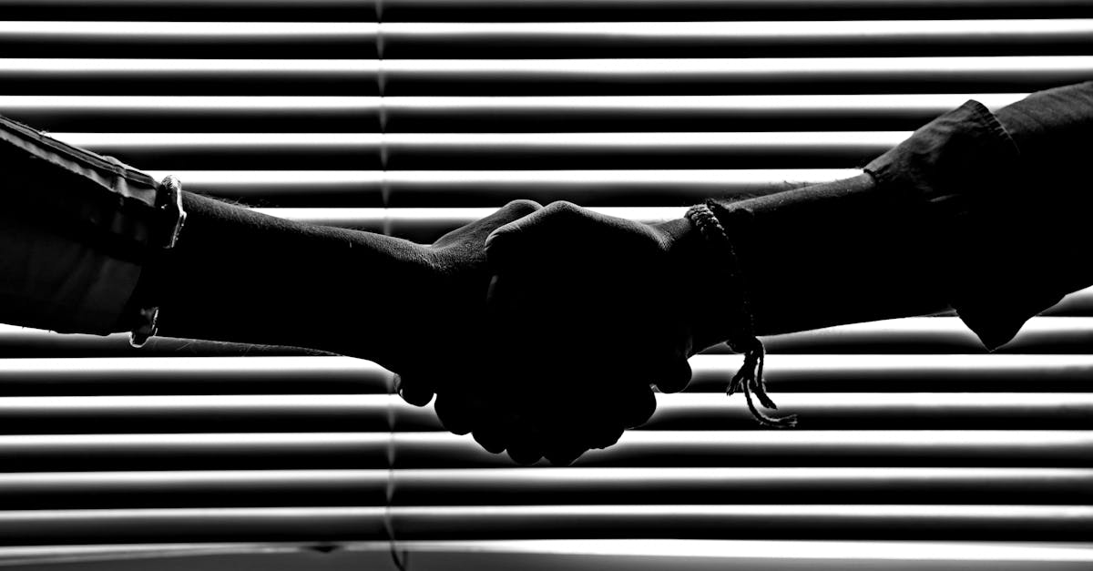 découvrez tout ce qu'il faut savoir sur un 'agreement' : définition, exemples, importance en droit et conseils pour rédiger un accord efficace entre parties.