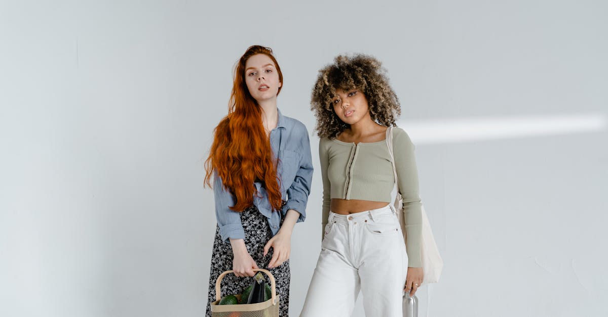 découvrez comment adopter des habitudes d'achat responsables avec notre guide sur l'ethical shopping : conseils pour consommer éthique, respect de l'environnement et impact positif sur la société.
