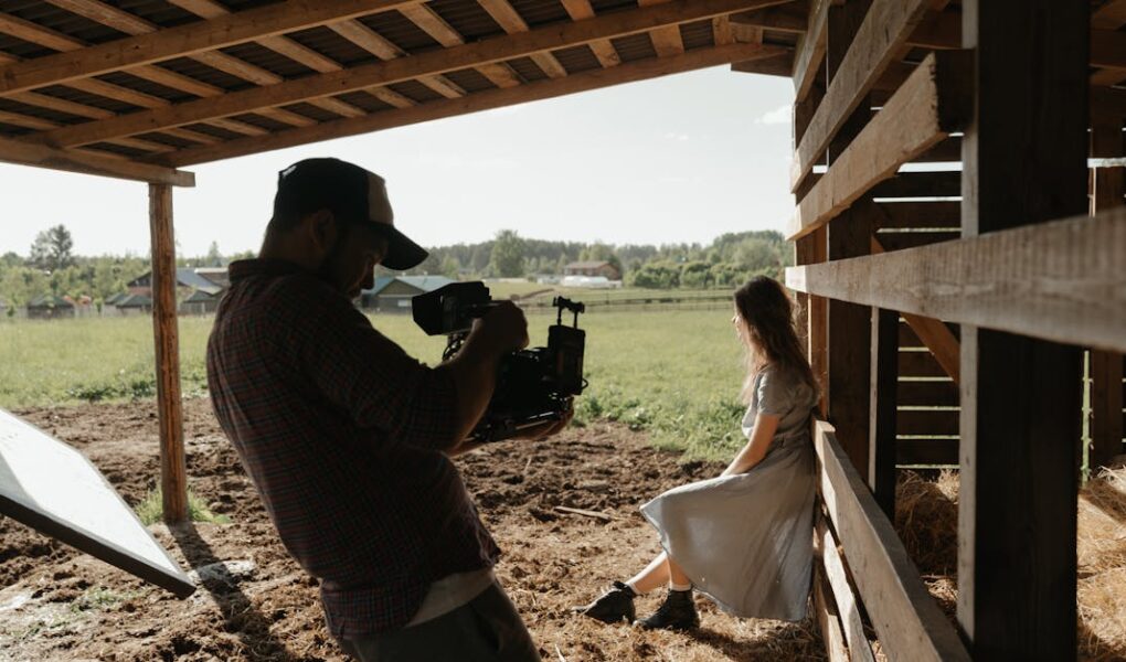 découvrez les lieux de tournage de films : adresses exactes, cartes, anecdotes et conseils pratiques pour visiter les décors iconiques près de chez vous.