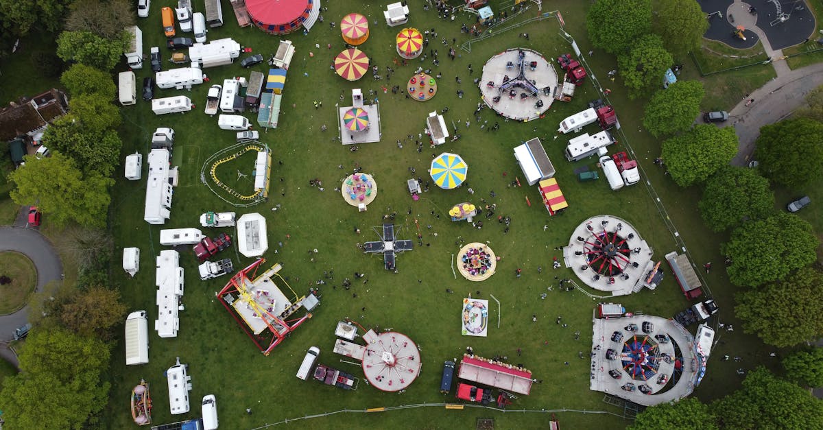 découvrez l'univers des food trucks, où la gastronomie de rue prend vie avec des plats savoureux et des recettes créatives. profitez d'une expérience culinaire unique en savourant des mets préparés avec passion, directement sur votre lieu de travail, lors d'événements ou dans les festivals. embarquez pour un voyage gourmand à chaque coin de rue !
