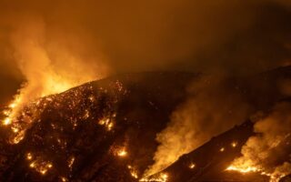 découvrez tout ce qu'il faut savoir sur les heatwaves : causes, impacts sur la santé et l'environnement, conseils pour s’en protéger et actualités des épisodes de canicule.