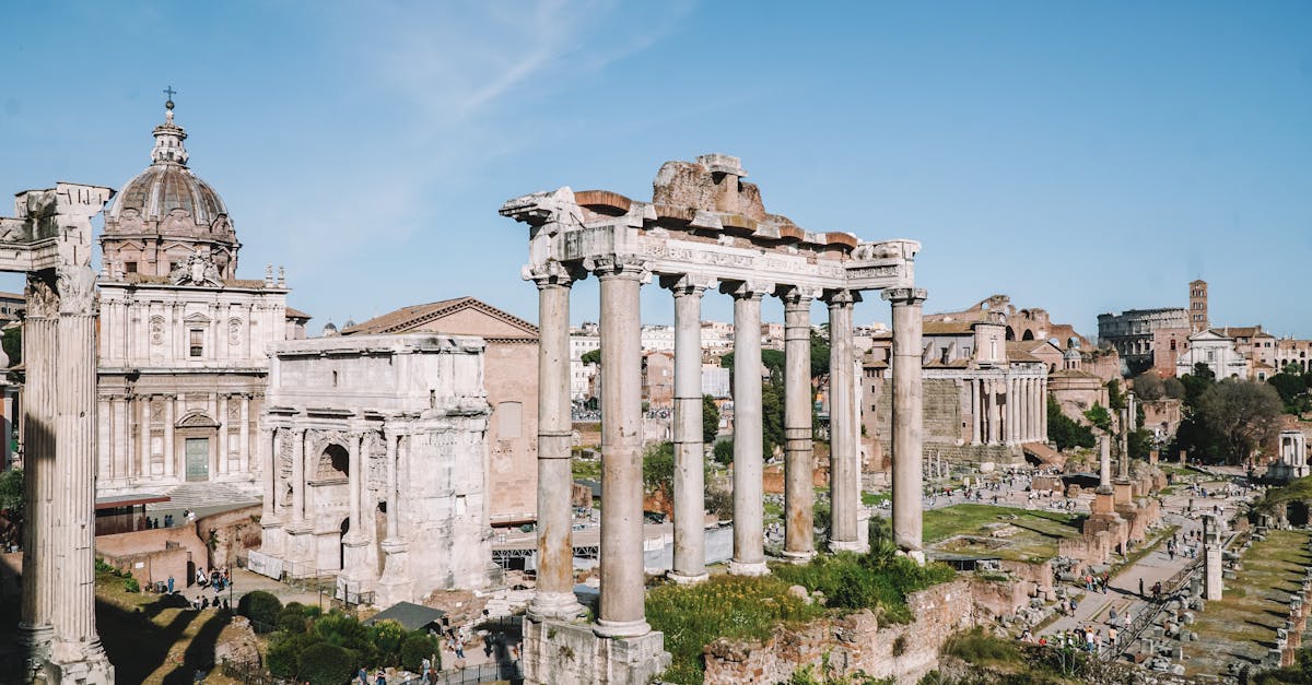 découvrez notre guide des monuments historiques, témoins du passé fascinant de l'humanité. explorez l'architecture, les anecdotes et les récits derrière ces merveilles qui jalonnent notre patrimoine culturel.