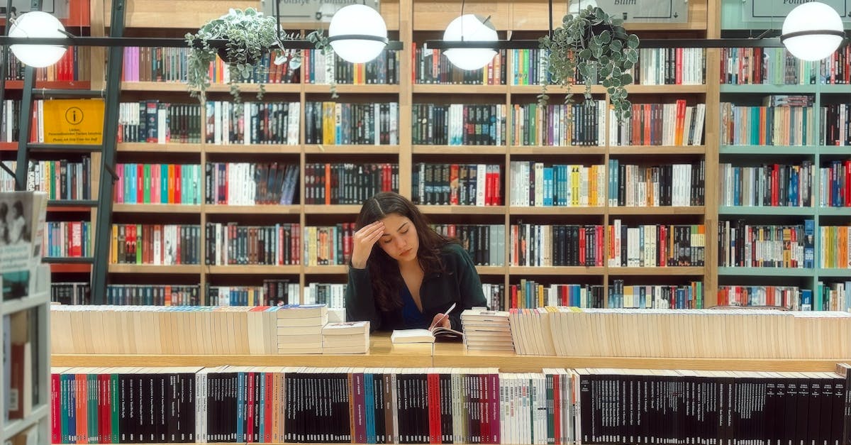 découvrez l'univers inspirant des literary cafés, des lieux emblématiques où littérature, échanges intellectuels et créativité se rencontrent pour offrir une expérience unique aux passionnés de livres et d’écriture.