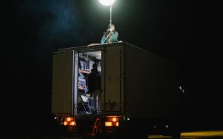 découvrez la magie du cinéma en plein air ! profitez de projections de films sous les étoiles, dans une ambiance conviviale et unique, idéale pour une soirée inoubliable entre amis ou en famille.