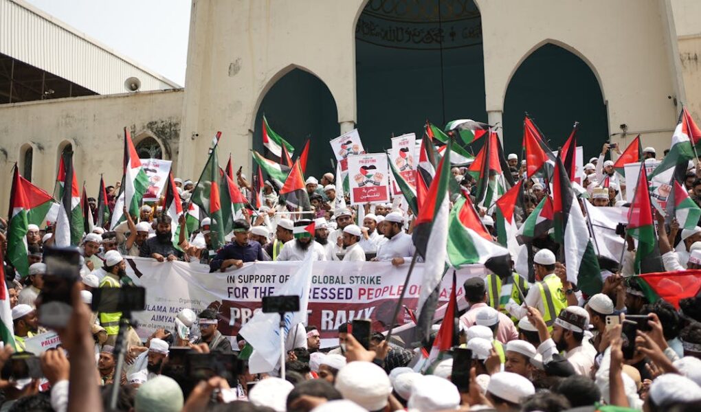 découvrez notre engagement pour le soutien à la palestine, à travers des initiatives solidaires, des projets de développement et des actions humanitaires visant à améliorer la vie des palestiniens et à promouvoir la paix dans la région.