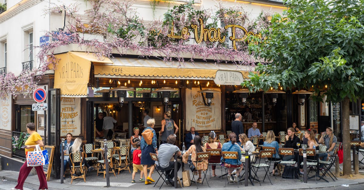 découvrez la cuisine parisienne, entre tradition et modernité : recettes authentiques, spécialités locales et bonnes adresses pour savourer le meilleur de paris.