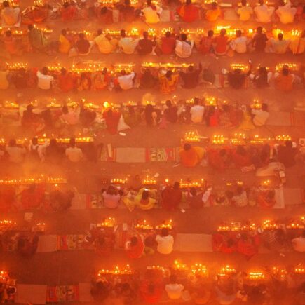 découvrez la force de la solidarité, unissant les individus et les communautés pour surmonter les défis ensemble. explorez comment la solidarité inspire l'entraide, la compassion et un avenir meilleur.