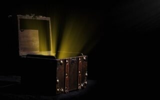 partez à l’aventure avec nos chasses au trésor captivantes ! idéales pour petits et grands, elles promettent amusement, esprit d’équipe et découverte. organisez une chasse immersive pour des souvenirs inoubliables.