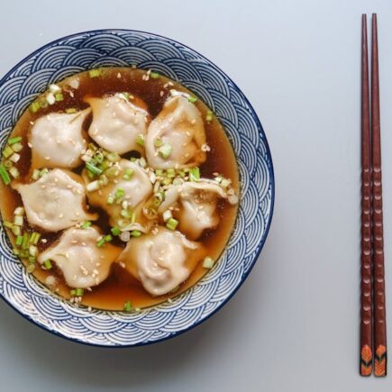 découvrez tout sur le broth : un bouillon savoureux, riche en nutriments, parfait pour vos soupes et recettes maison. conseils, bienfaits et idées pour sublimer vos plats.