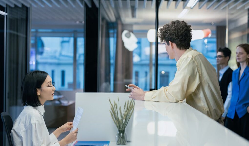 découvrez comment les espaces collaboratifs favorisent l'innovation, le partage d'idées et la productivité dans un environnement de travail moderne et dynamique.