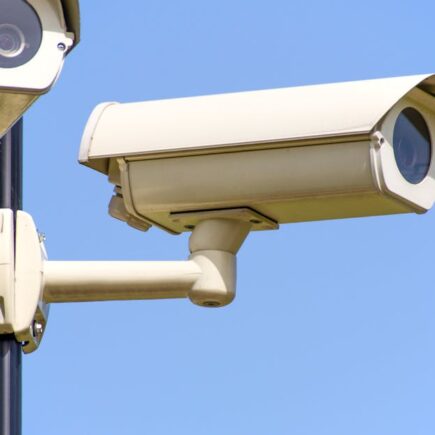 découvrez les meilleures pratiques et solutions pour renforcer la sécurité de vos données, réseaux et systèmes informatiques. protégez votre entreprise contre les cybermenaces grâce à des conseils d'experts en sécurité.