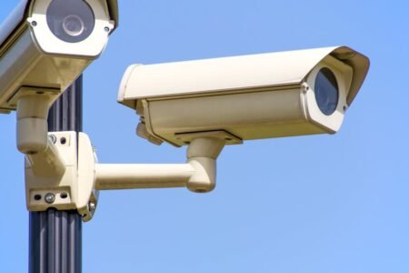 découvrez les meilleures pratiques et solutions pour renforcer la sécurité de vos données, réseaux et systèmes informatiques. protégez votre entreprise contre les cybermenaces grâce à des conseils d'experts en sécurité.