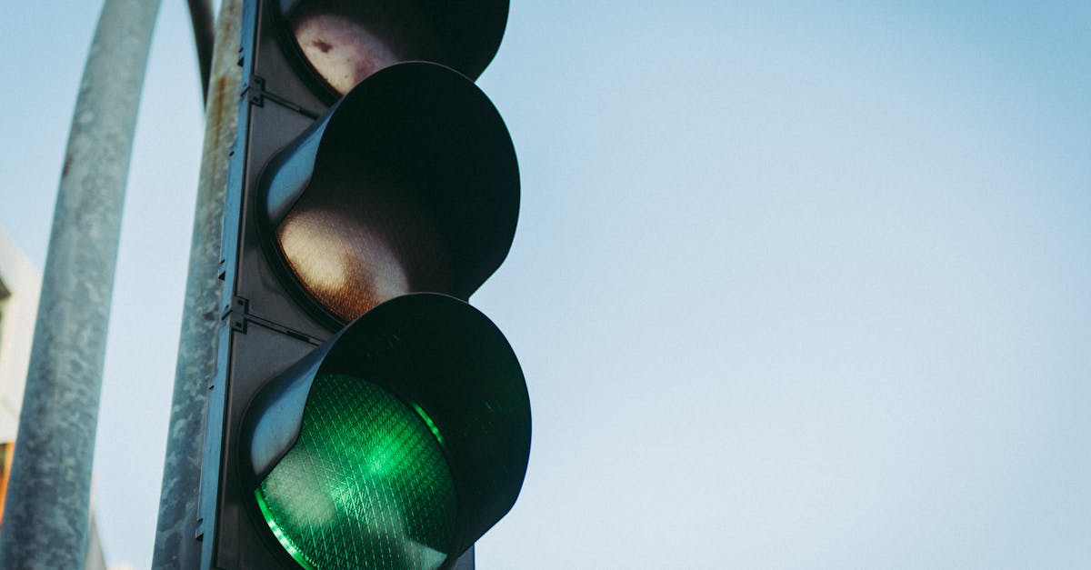 découvrez tout ce qu'il faut savoir sur le traffic : définition, enjeux, analyse du trafic web et conseils pour augmenter la visibilité de votre site internet.