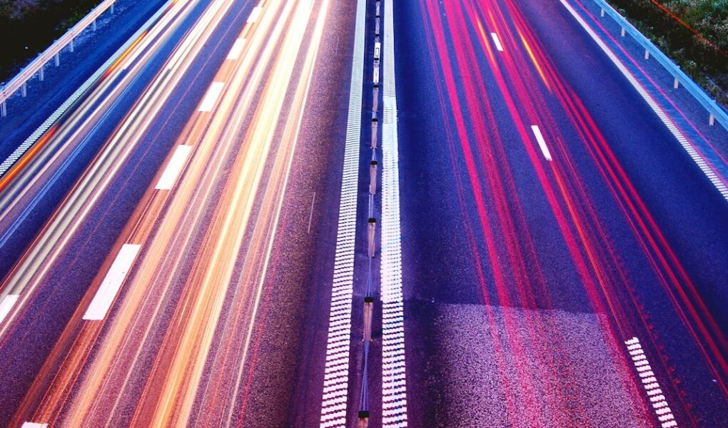 découvrez tout ce qu'il faut savoir sur le trafic : tendances, conseils pour augmenter votre audience en ligne, analyser les sources de visites et optimiser la visibilité de votre site web.