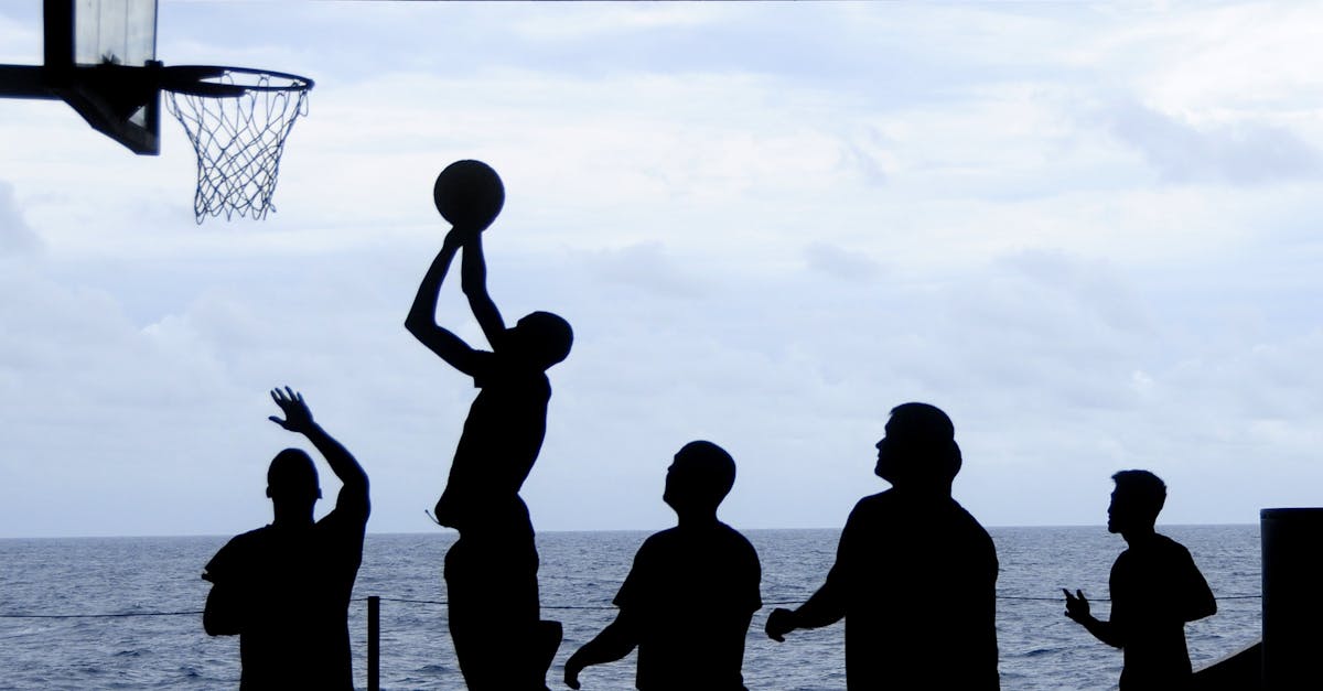 découvrez l’univers du basketball : actualités, conseils, règles du jeu, techniques et histoires passionnantes autour de ce sport dynamique et populaire. parfait pour passionnés et débutants !