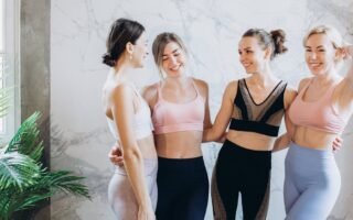 découvrez l'importance de la sensibilisation au cancer du sein, les moyens de prévention, le dépistage précoce et les ressources de soutien pour lutter efficacement contre cette maladie.