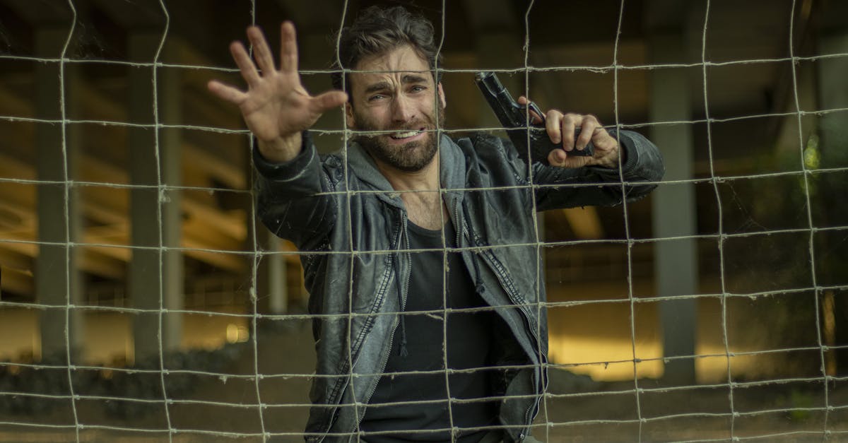 découvrez l'histoire captivante de 'hostages', un drame intense où des vies sont en jeu et chaque décision compte. plongez dans une intrigue pleine de suspense et de rebondissements.