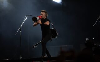 découvrez lollapalooza, le célèbre festival de musique réunissant des artistes internationaux, une ambiance unique et de nombreuses animations pour tous les passionnés de musique et de festivités.