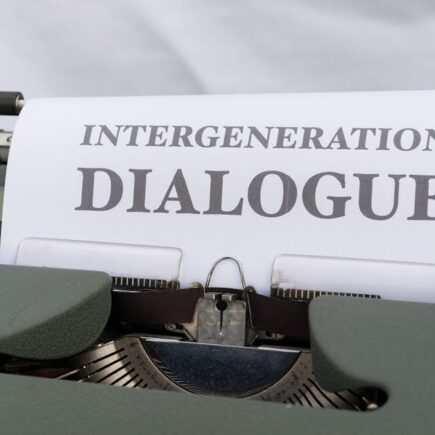 découvrez comment garantir l'intégrité des médias, prévenir la désinformation et assurer la fiabilité des contenus grâce à des pratiques et des technologies adaptées.