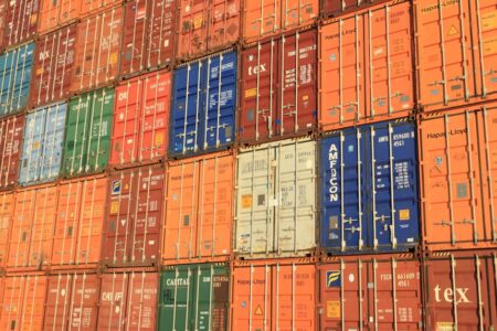 découvrez tous les modes de transport, leurs avantages et conseils pour voyager efficacement, en toute sécurité et au meilleur prix.