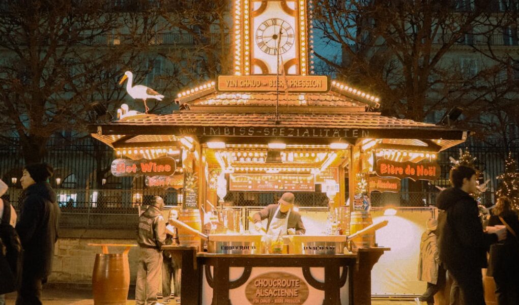 découvrez les meilleures animations de noël à paris pour toute la famille : marchés festifs, spectacles, ateliers créatifs et événements magiques pour célébrer les fêtes dans la capitale.