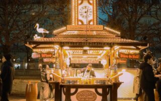 découvrez les meilleures animations de noël à paris pour toute la famille : marchés festifs, spectacles, ateliers créatifs et événements magiques pour célébrer les fêtes dans la capitale.