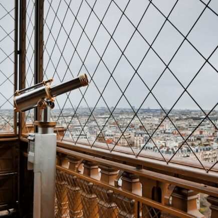découvrez les toits couverts de paris : une expérience unique mêlant architecture, histoire et vues exceptionnelles sur la capitale française.