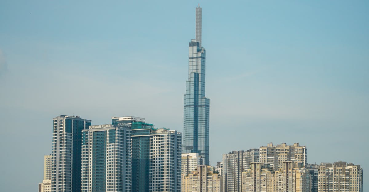 découvrez ce qu'est la gentrification, ses causes, ses effets sur les quartiers urbains et les débats qu'elle suscite dans les villes françaises.