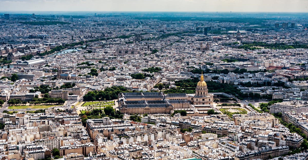 découvrez les détails du grand incendie survenu à paris, ses causes, ses conséquences et les mesures de sécurité mises en place.