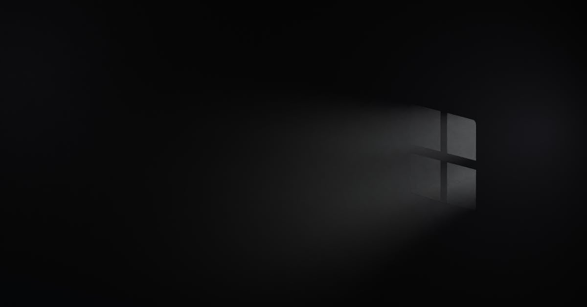 découvrez l'émerveillement des rayons de lumière mystérieux qui illuminent l'obscurité, créant une atmosphère envoûtante et fascinante.