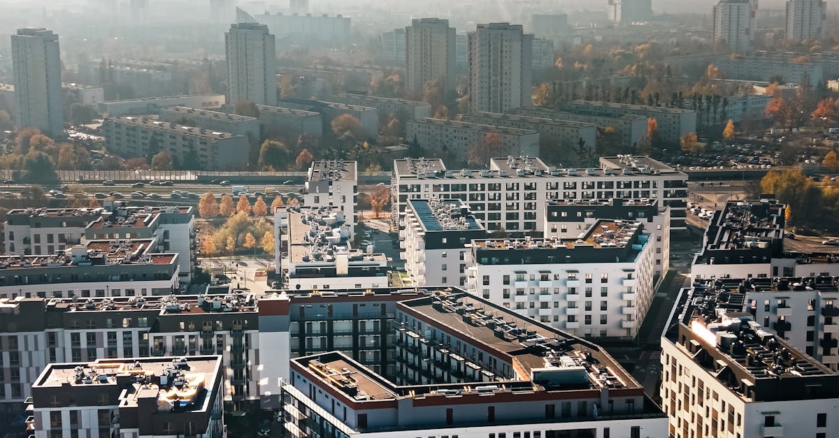 découvrez comment assurer la stabilité des loyers dans le logement social pour un accès durable à un habitat abordable.