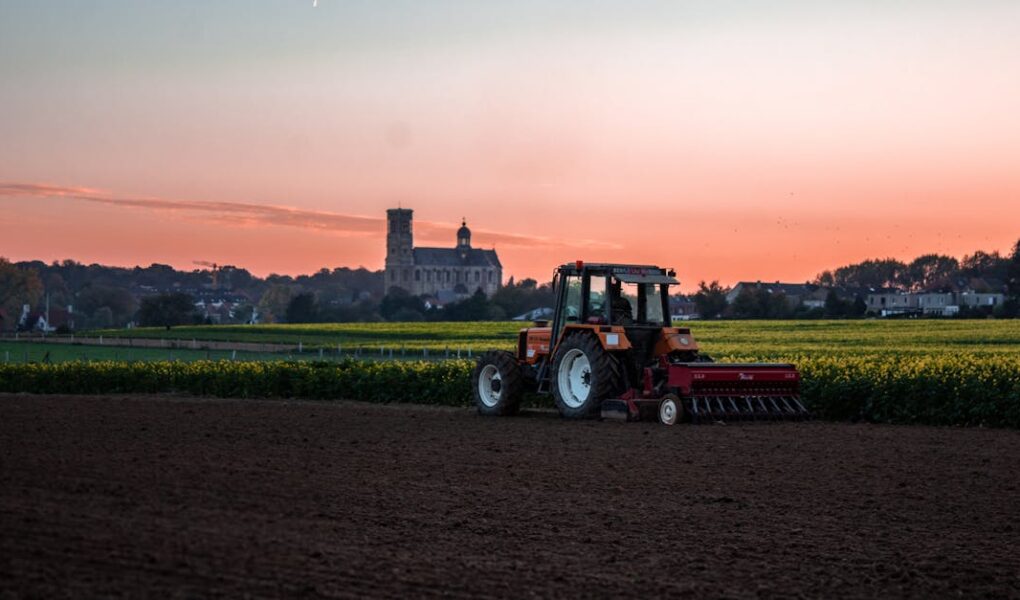 découvrez notre sélection de tracteurs puissants et fiables pour tous vos travaux agricoles. performances optimales et technologie avancée au service de votre exploitation.
