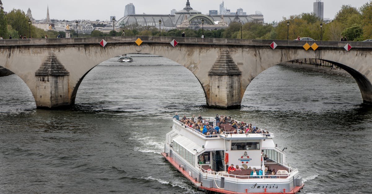 informations en temps réel sur les perturbations des transports à paris et en île-de-france : métro, rer, bus, et tramway pour organiser vos déplacements sereinement.