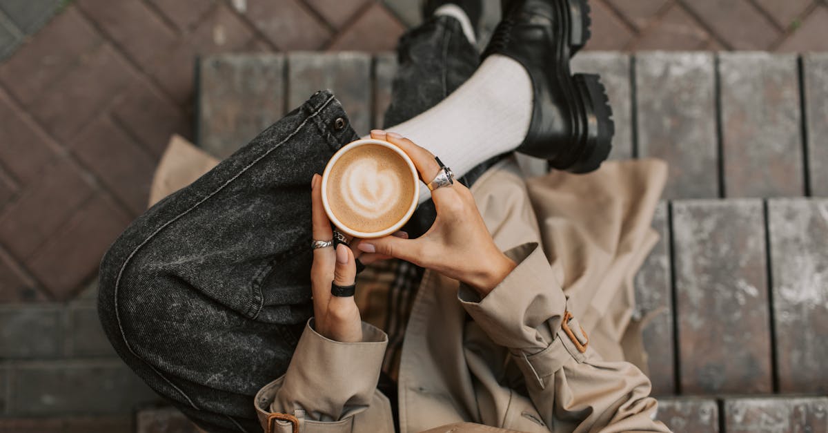 découvrez trendy street, la destination incontournable pour un style urbain moderne et tendance. explorez nos collections de vêtements et accessoires streetwear pour affirmer votre personnalité avec audace.