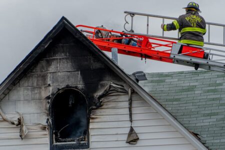 incendie de bâtiment : causes, prévention et mesures de sécurité essentielles pour protéger les personnes et les biens.