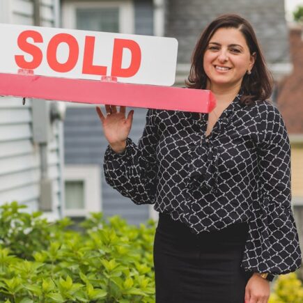 découvrez nos conseils essentiels pour acheter une maison en région parisienne, du choix du quartier à la négociation du prix, pour un achat réussi en banlieue de paris.