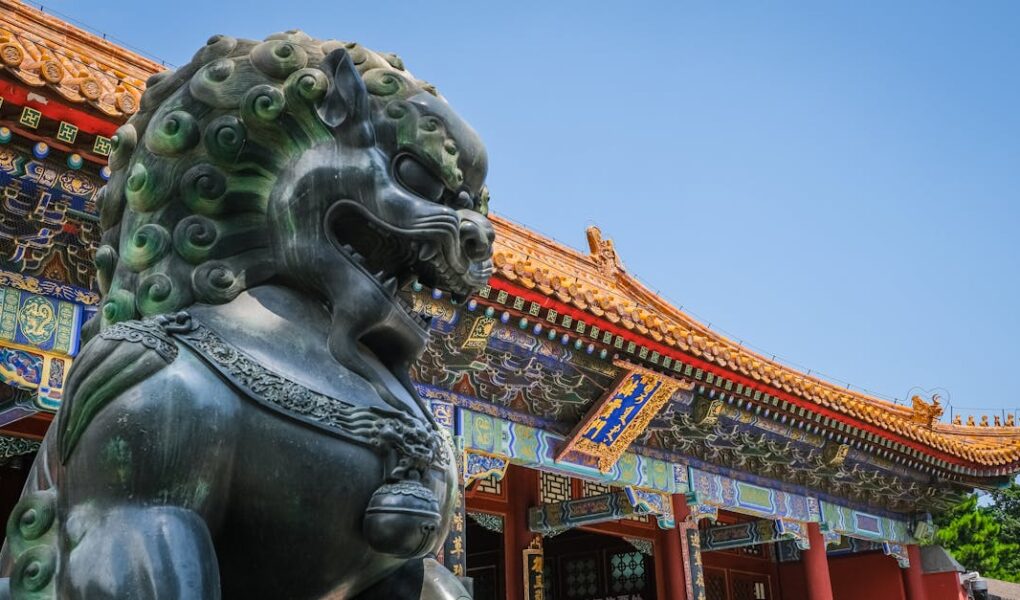 découvrez l'aventure mystérieuse du lost palace, un lieu secret rempli d'énigmes et de trésors cachés. plongez dans une exploration captivante et laissez-vous surprendre à chaque étape.