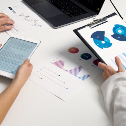 découvrez la bourse de paris, le principal marché financier de france, où s'échangent actions, obligations et autres instruments financiers en temps réel.